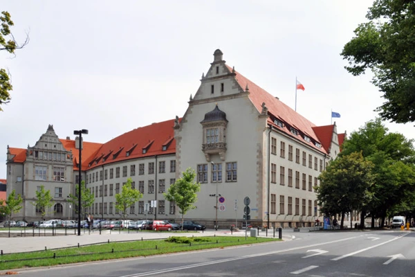 دانشگاه های برتر لهستان