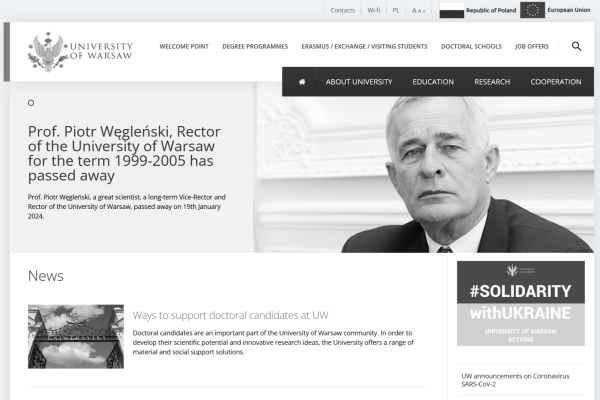 سایت دانشگاه ورشو لهستان