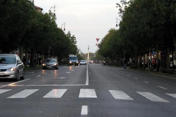 قوانین کشور مجارستان در رابطه با رانندگی و عابر پیاده